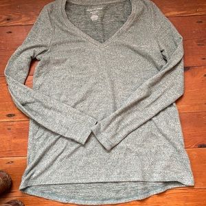 Marbled green plush American Eagle longlseeve tee